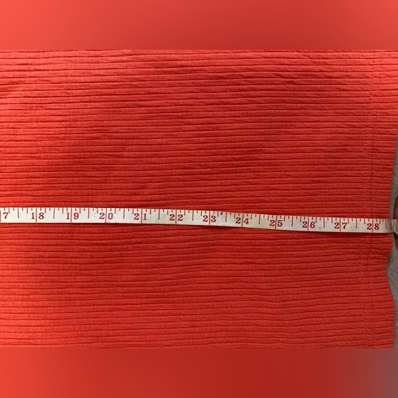 LA Seat Covers size LARGE activewear suit - Picture 7 of 7